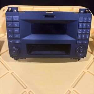 Mercedes sprinter radio